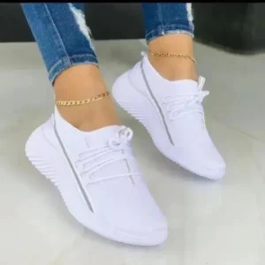 Sarastatic Women Fashion Breathable Lace-Up Flat Mesh Sneakers