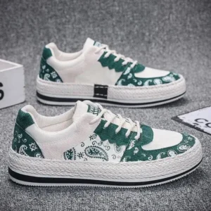 Sarastatic Men Fashion Cashew Flower Printed Canvas Sneakers