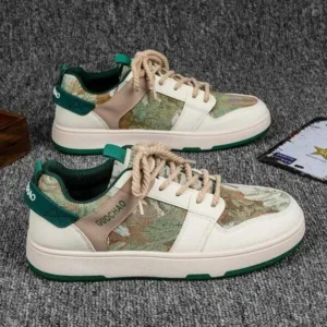 Sarastatic Men'S Casual Retro Secret Forest Oil Painting Pattern Sneakers