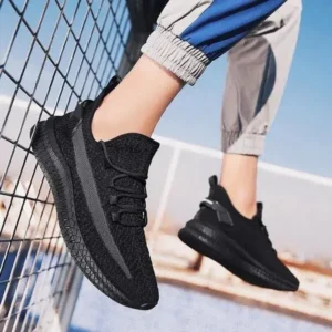 Sarastatic Men Casual Lightweight Breathable Mesh Sneakers