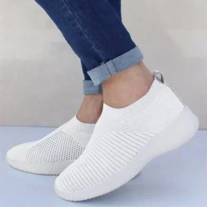 Sarastatic Women Fashion Fly Woven Breathable Sneakers